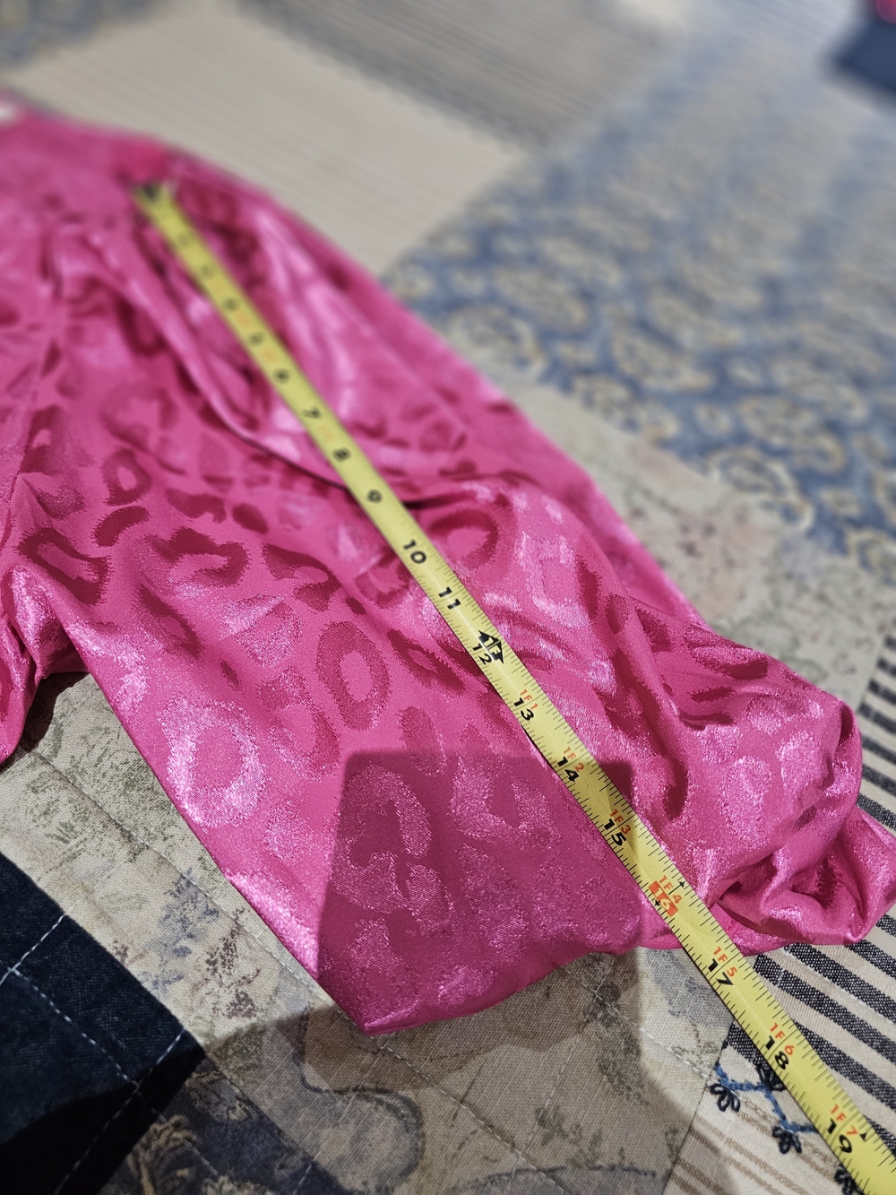 Umgee Hot Pink Leopard Satin Blouse - Picture 9 of 10
